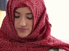 Arab beauty fucked on the massage table