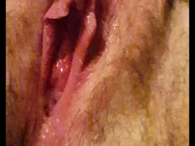Big clit squirting pussy