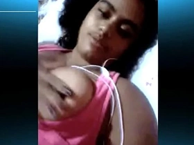Morena Brazilian Girl Chat UOL Shows her Twat