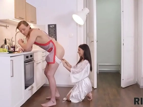 Rim4k man makes breakfast for the young wife and sex becomes a reward