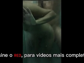 Esposa com Classmate do Log e sexo no chuveiro (Se inscrevam no RED)