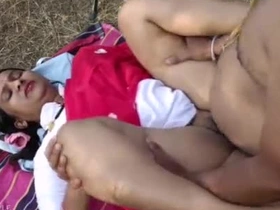 Indian Bhabhi In Jungle Sucking Boyfriend Bushwa On The brush First Date And Fucked